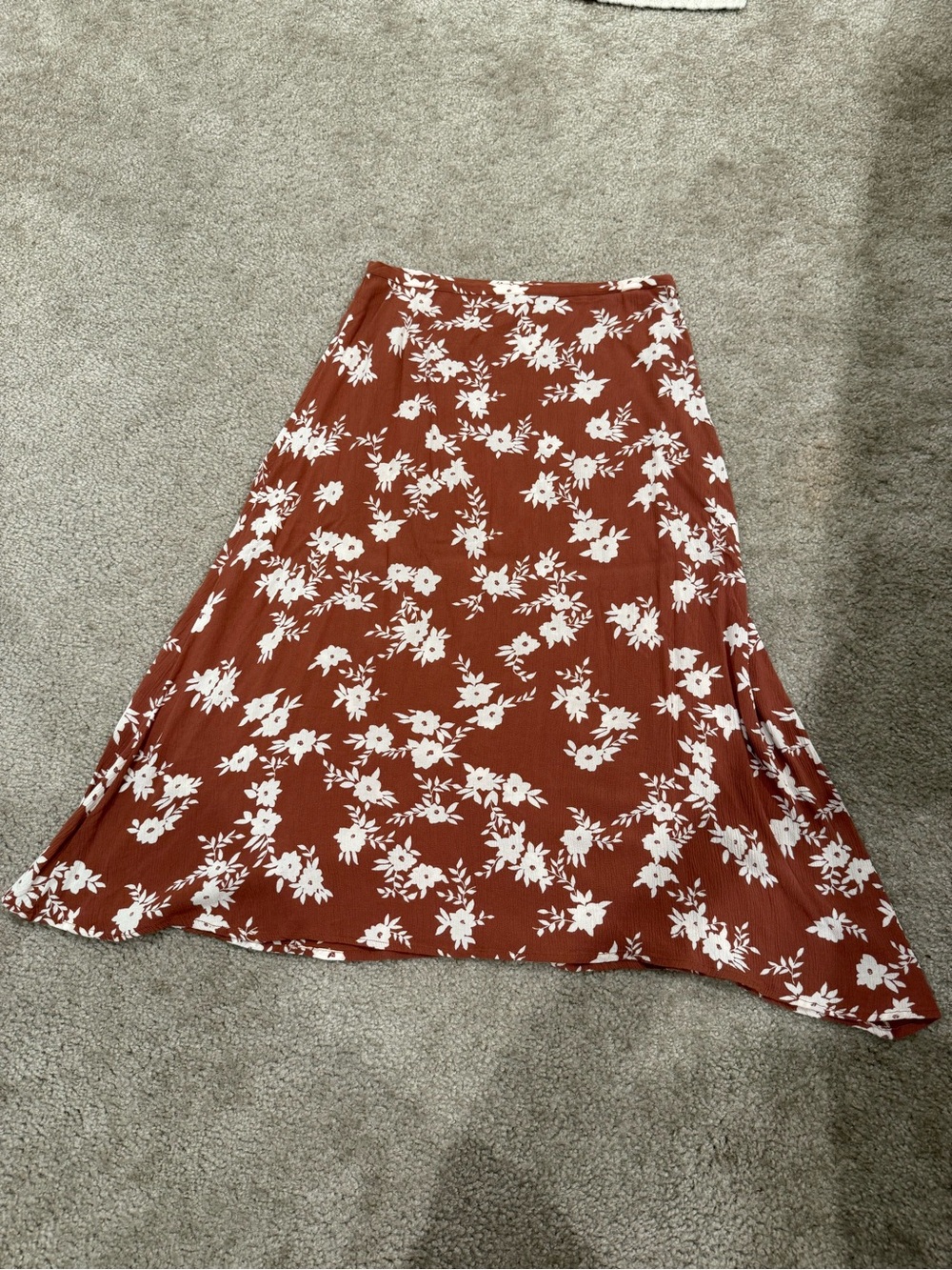 Billabong Rust Floral Maxi Skirt with White Print size 28